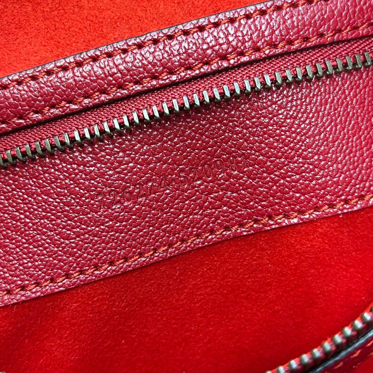 GUCCI Aphrodite Medium Red Goatskin Hobo Bag Hibiscus Red