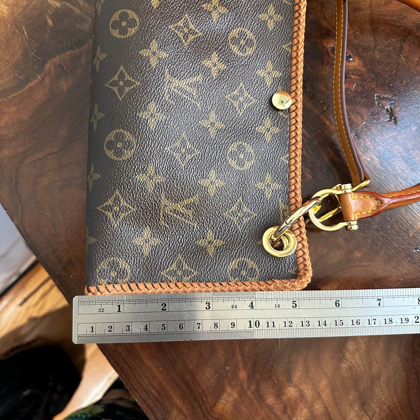 The Short Swan -Orvis bags Monogram in Vachetta Crossbody - 2 Straps!