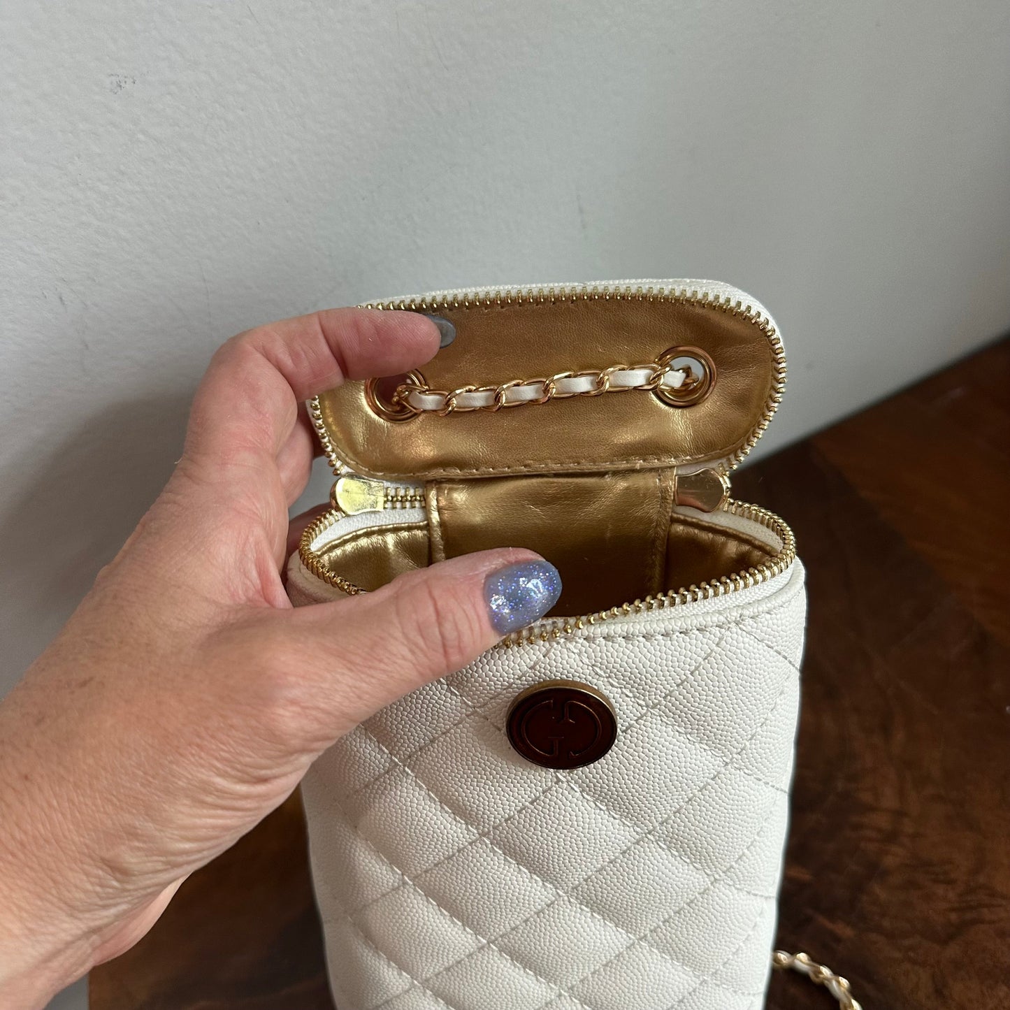 Button Bag - Quilted White Phone Crossbody with Gucci GG Button