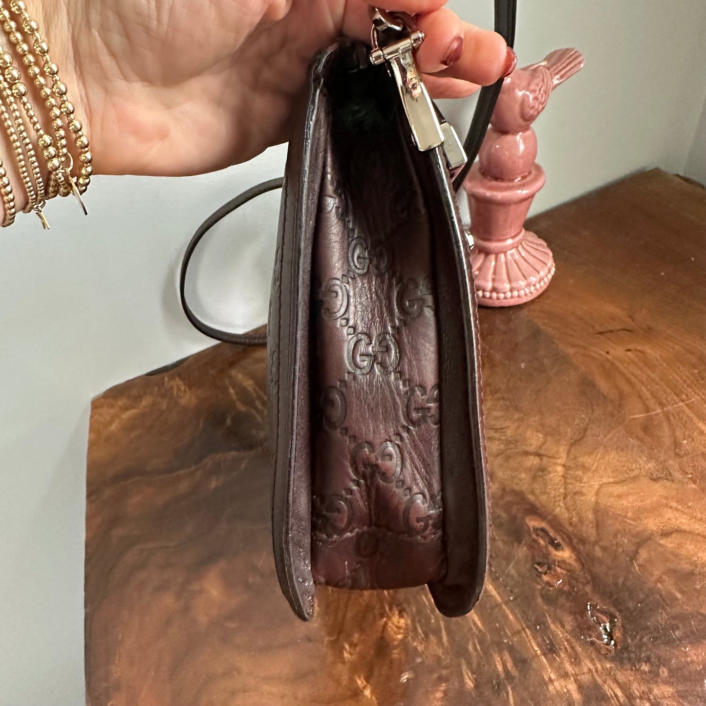 The Junco -Orvis bags Gucci Guccissima Crossbody Bag in Brown