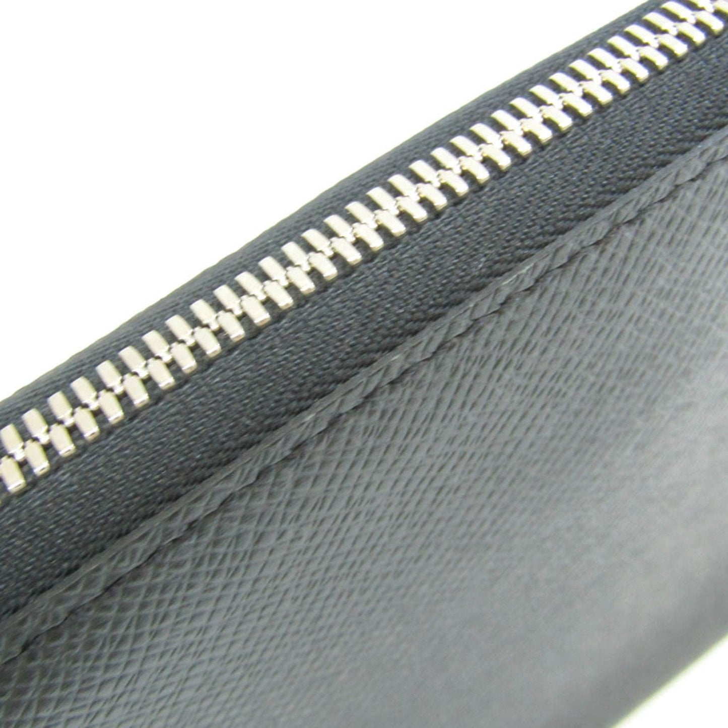 Louis Vuitton Etui 5 Cravates Black Leather Tie