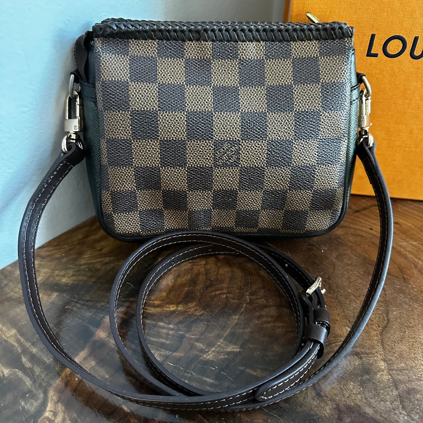 The Junco Crossbody Bag -Orvis bags LV in Damier Ebene