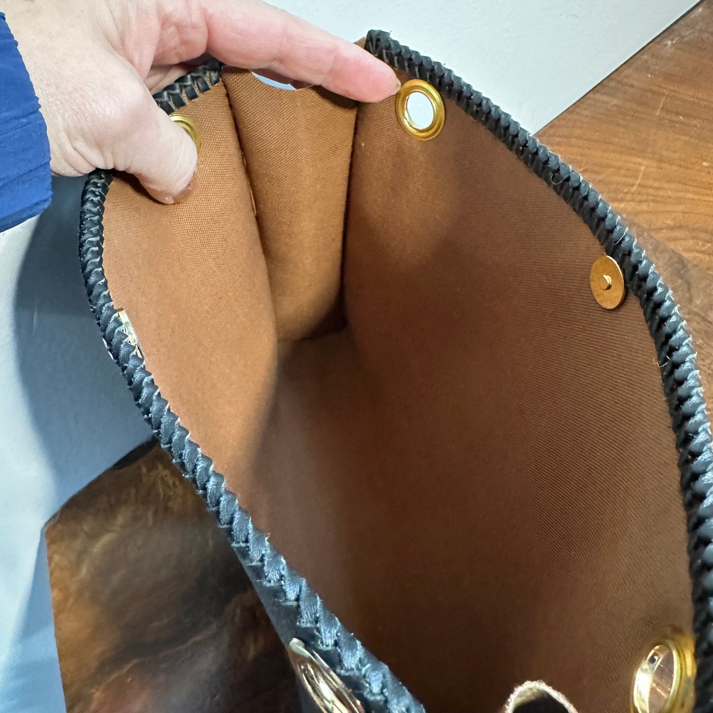 The Swan Crossbody -Orvis bags Monogram in Black