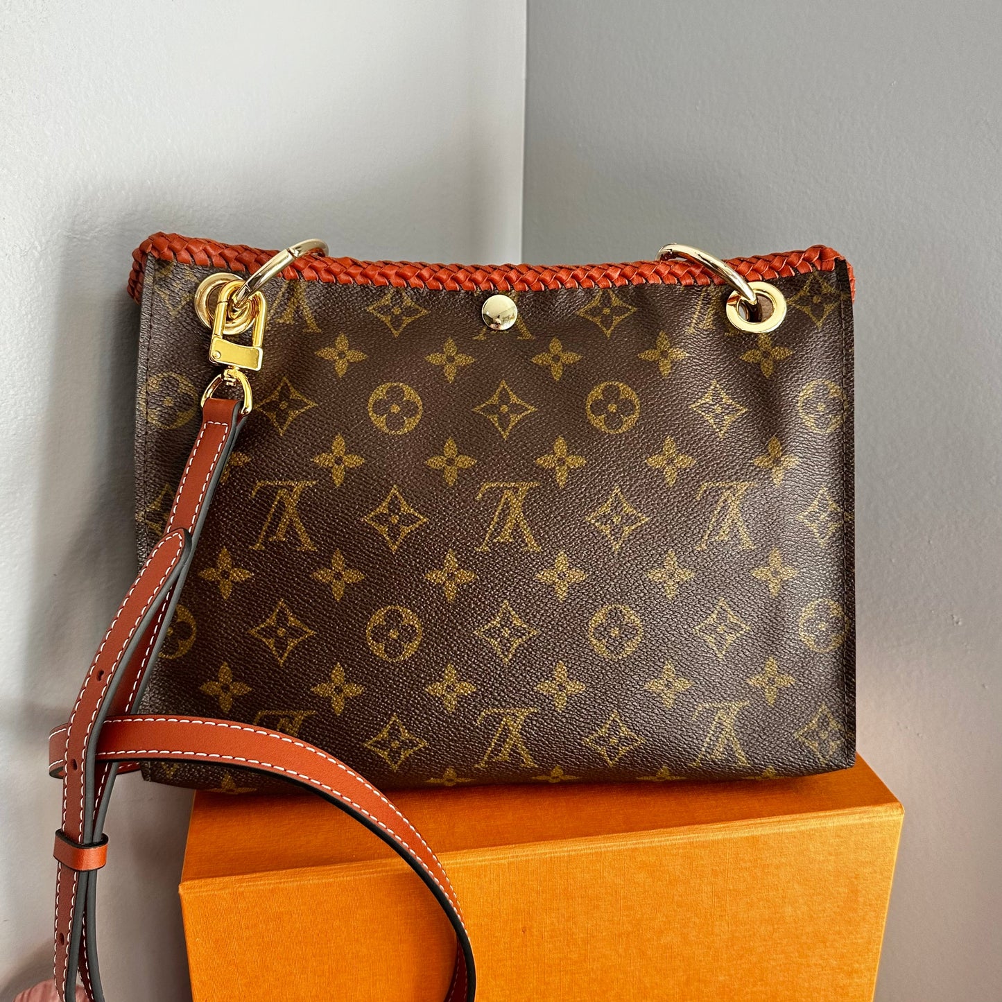 The Swan Crossbody -Orvis bags Monogram in Whiskey