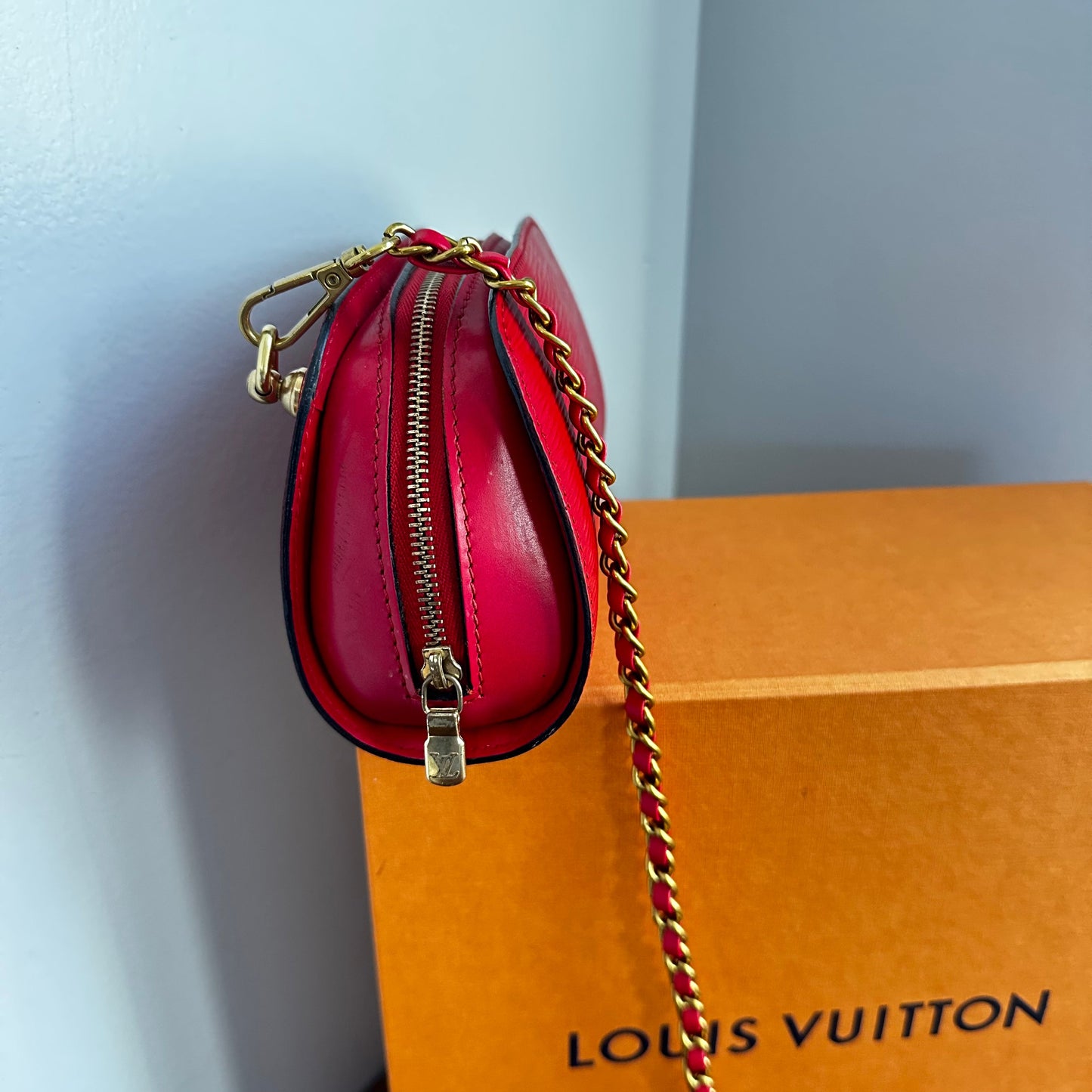 The Kinglet Crossbody Bag -Orvis bags LV Epi in Red