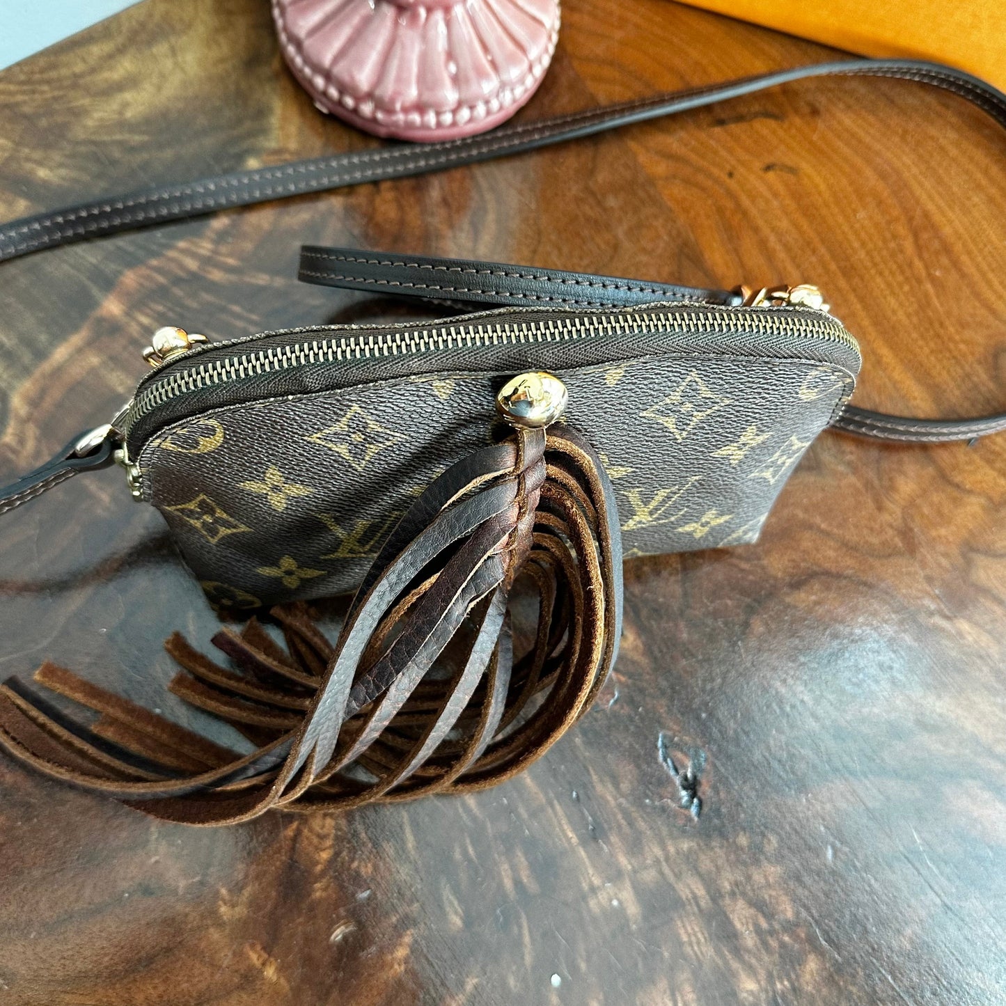 The Junco Crossbody Bag -Orvis bags Monogram in Dark Brown Fringe