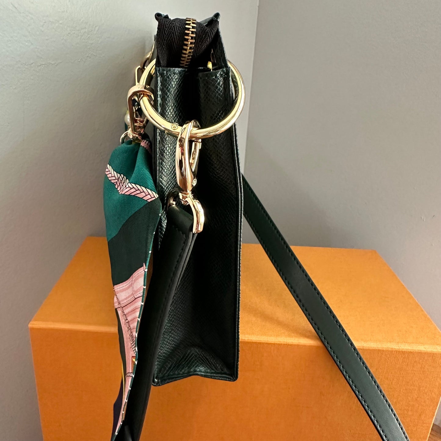 The Swan Crossbody -Orvis bags LV Taiga Leather in Dark Green