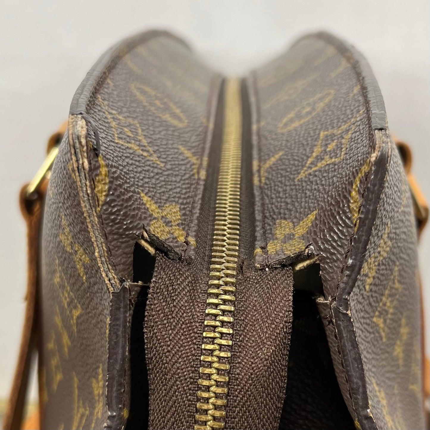 LOUIS VUITTON Vintage Monogram Babylone Tote