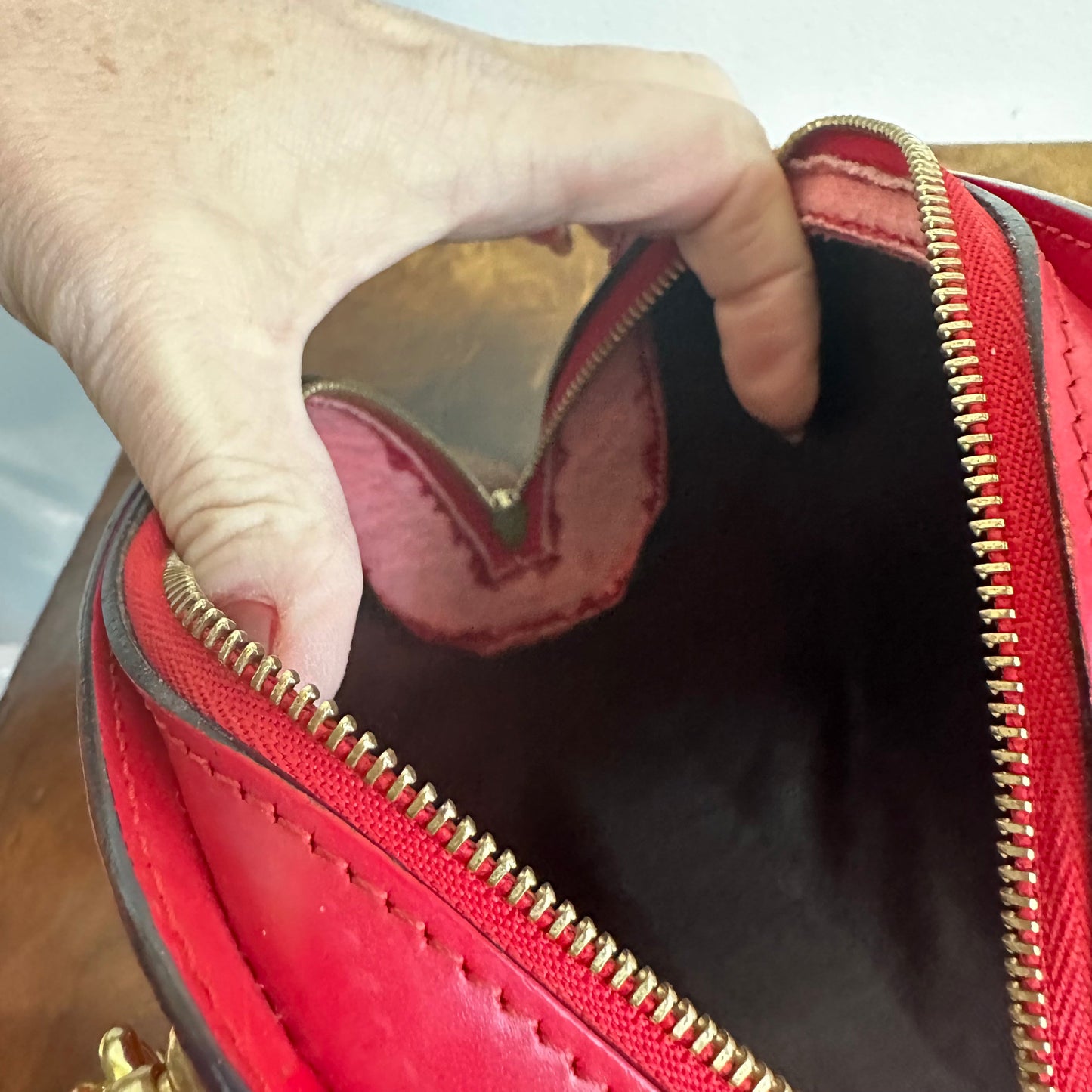 The Kinglet Crossbody Bag -Orvis bags LV Epi in Red