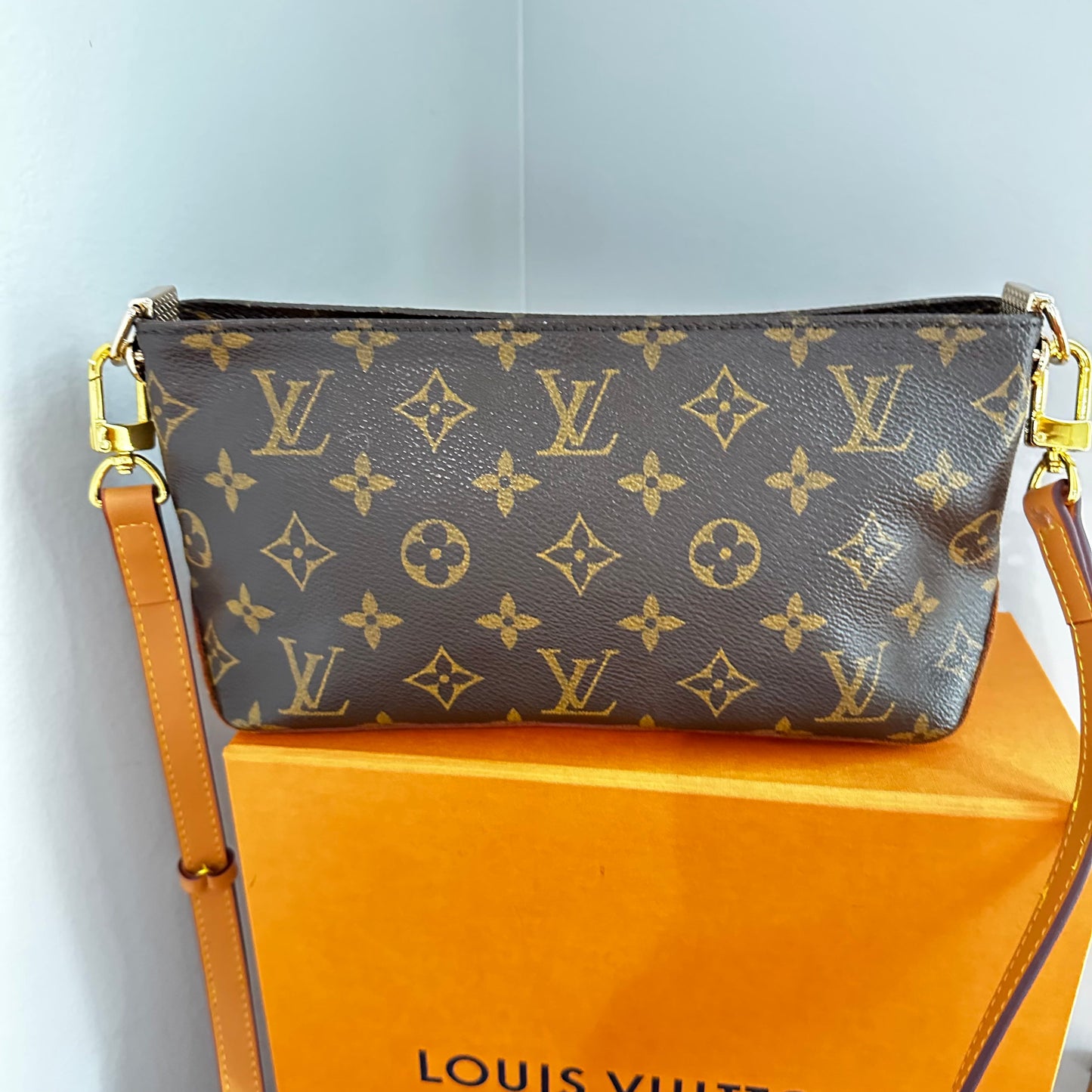 The Junco Crossbody -Orvis bags LV Monogram in Vachetta