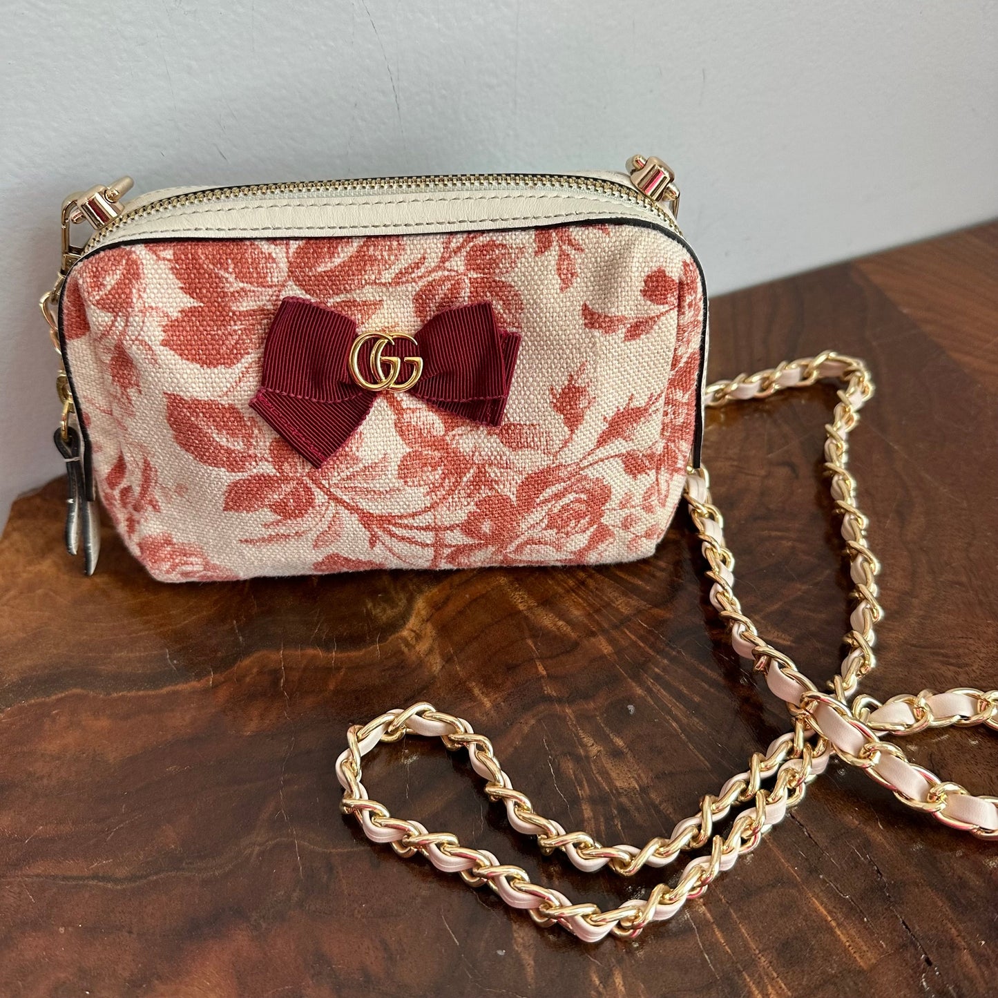 The Junco Crossbody - Gucci GG Floral Bow Bag