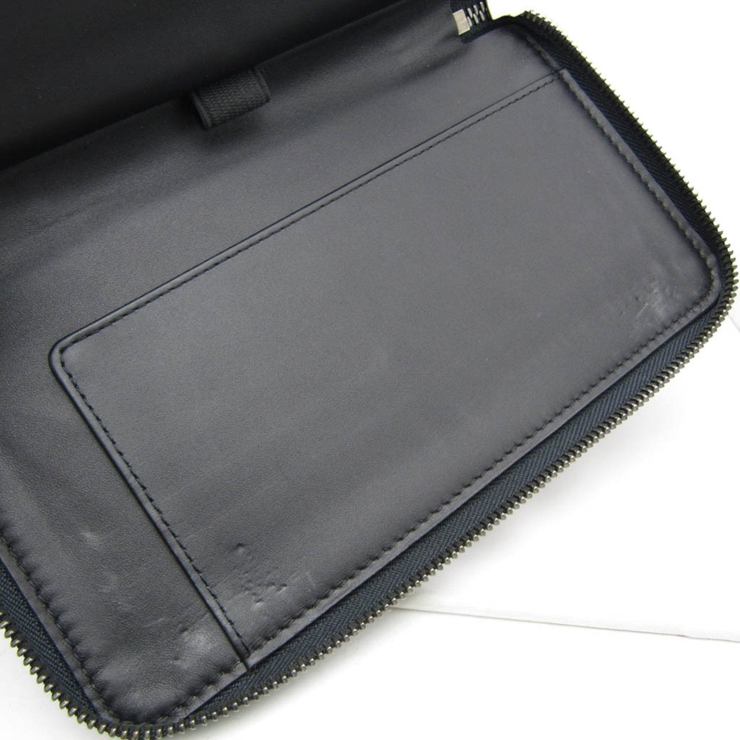 Louis Vuitton Portefeuille Zippy Grey Leather Wallet