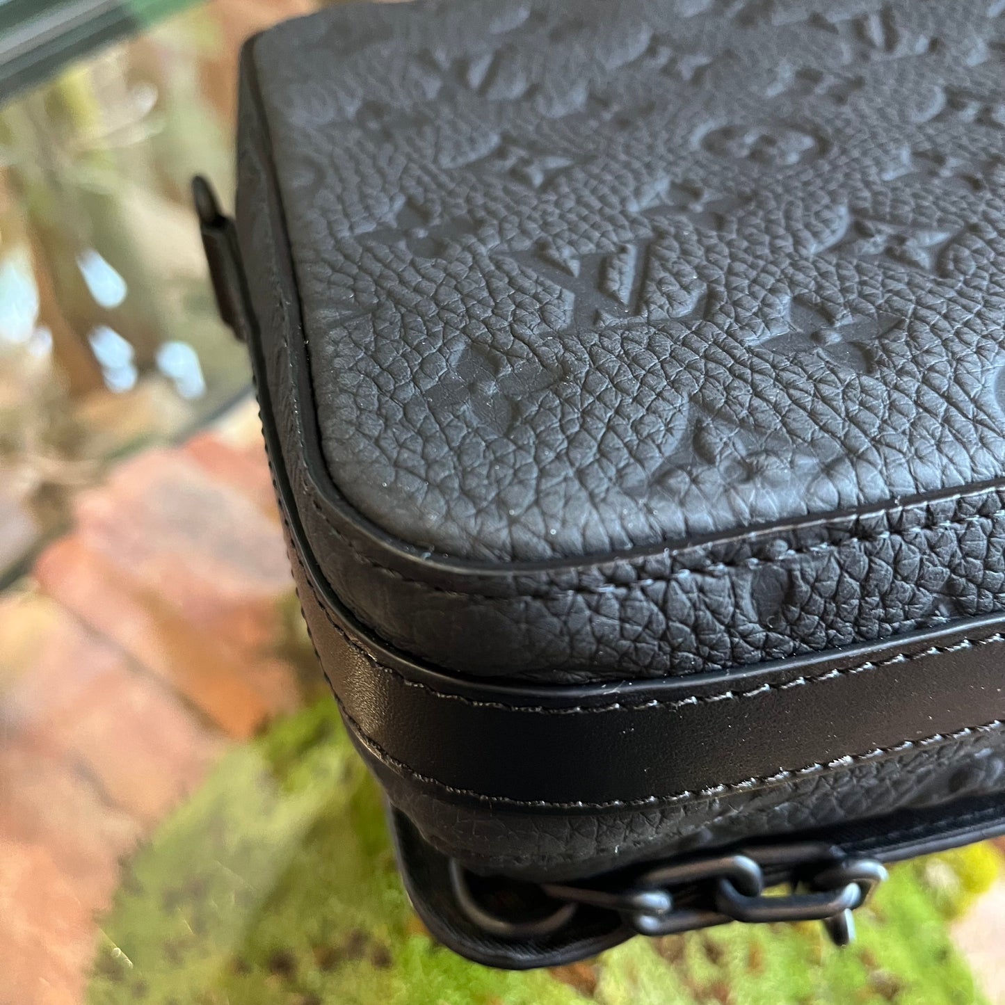 LOUIS VUITTON Steamer Black Taurillon Monogram Messenger
