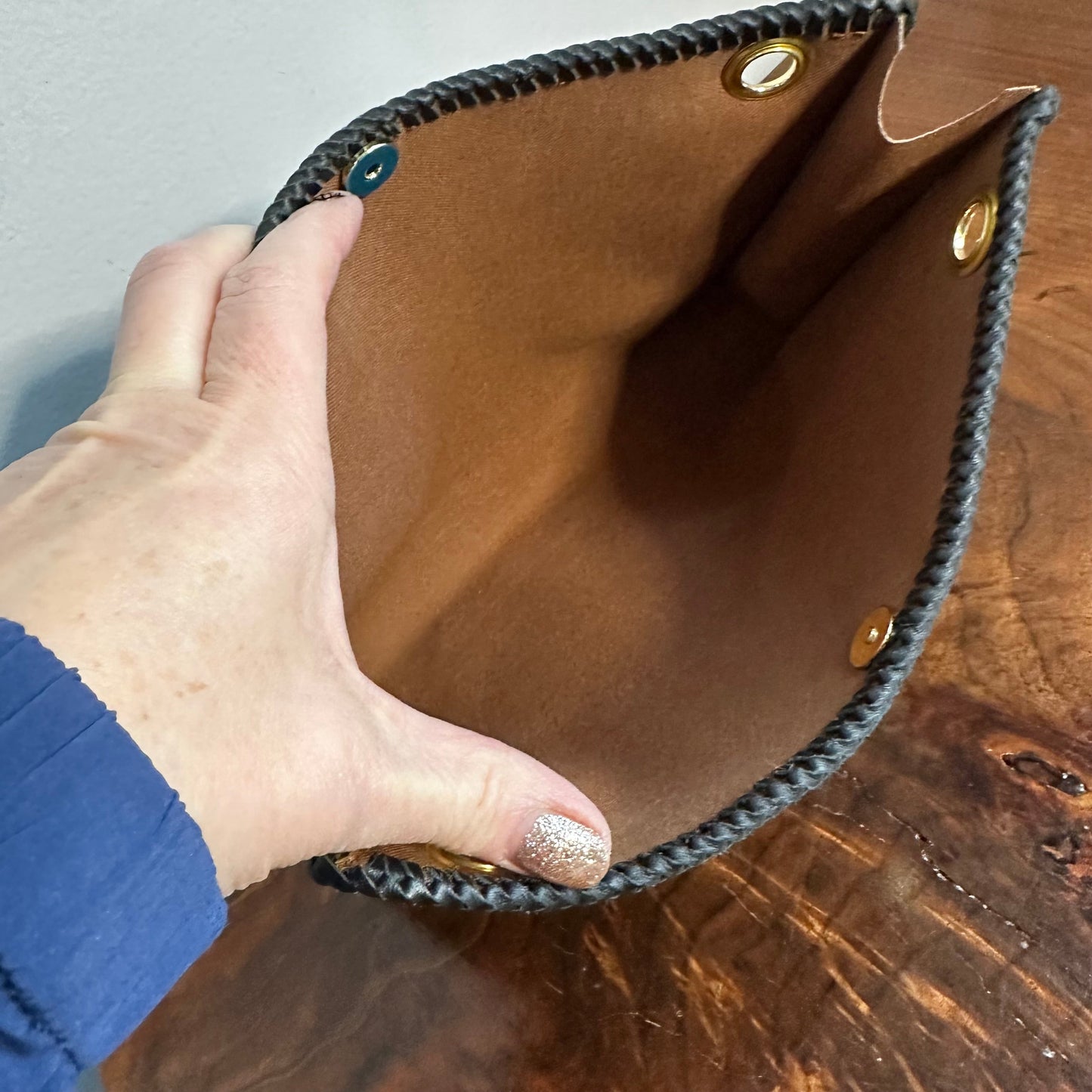 The Swan Crossbody -Orvis bags Monogram in Black