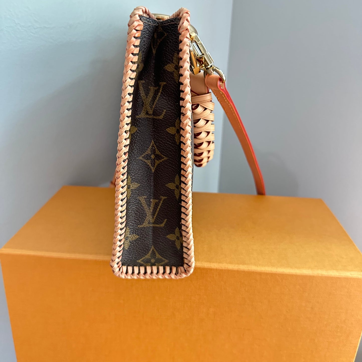 The Swan Crossbody -Orvis bags Monogram in Vachetta
