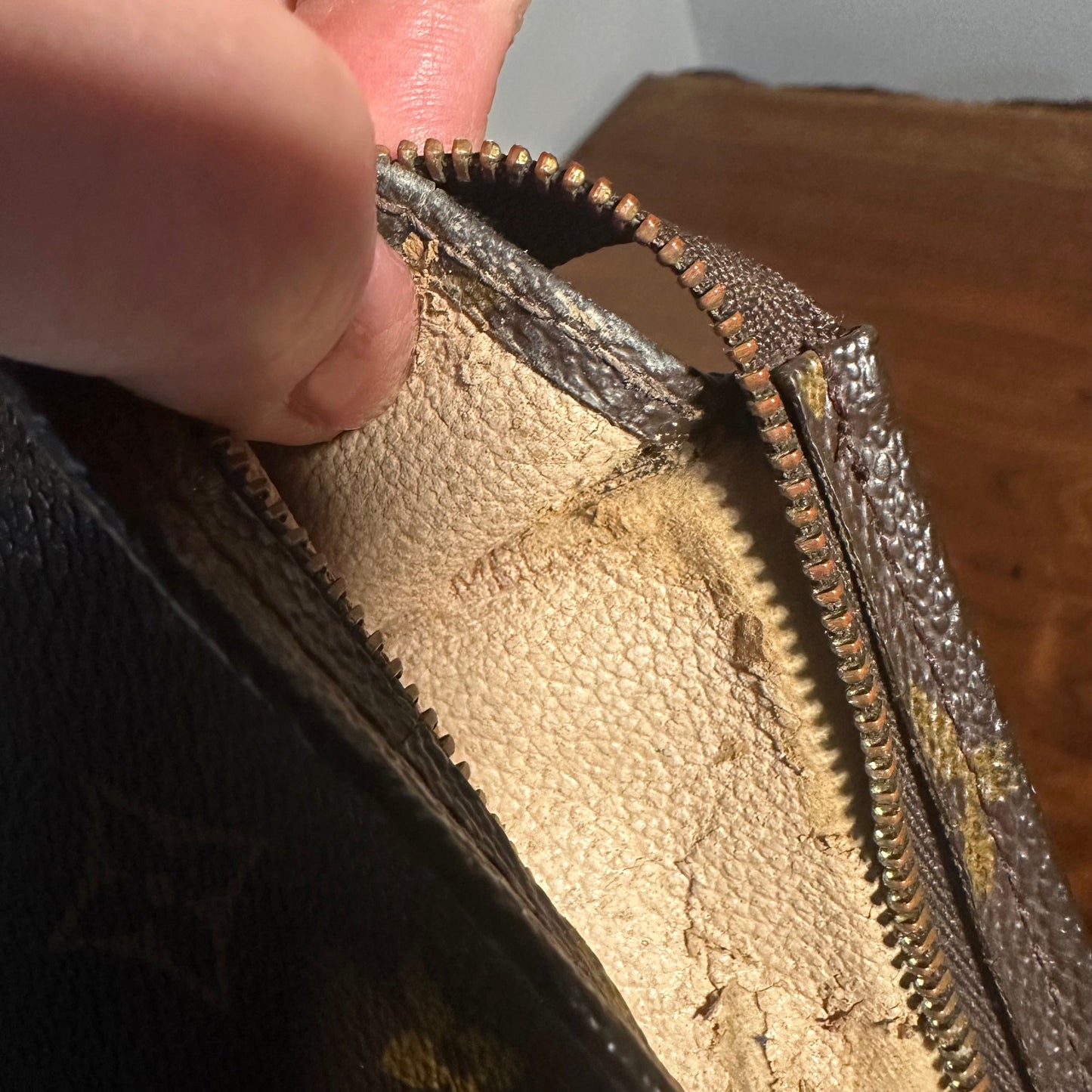 The Cygnet Crossbody -Orvis bags Monogram in Vachetta