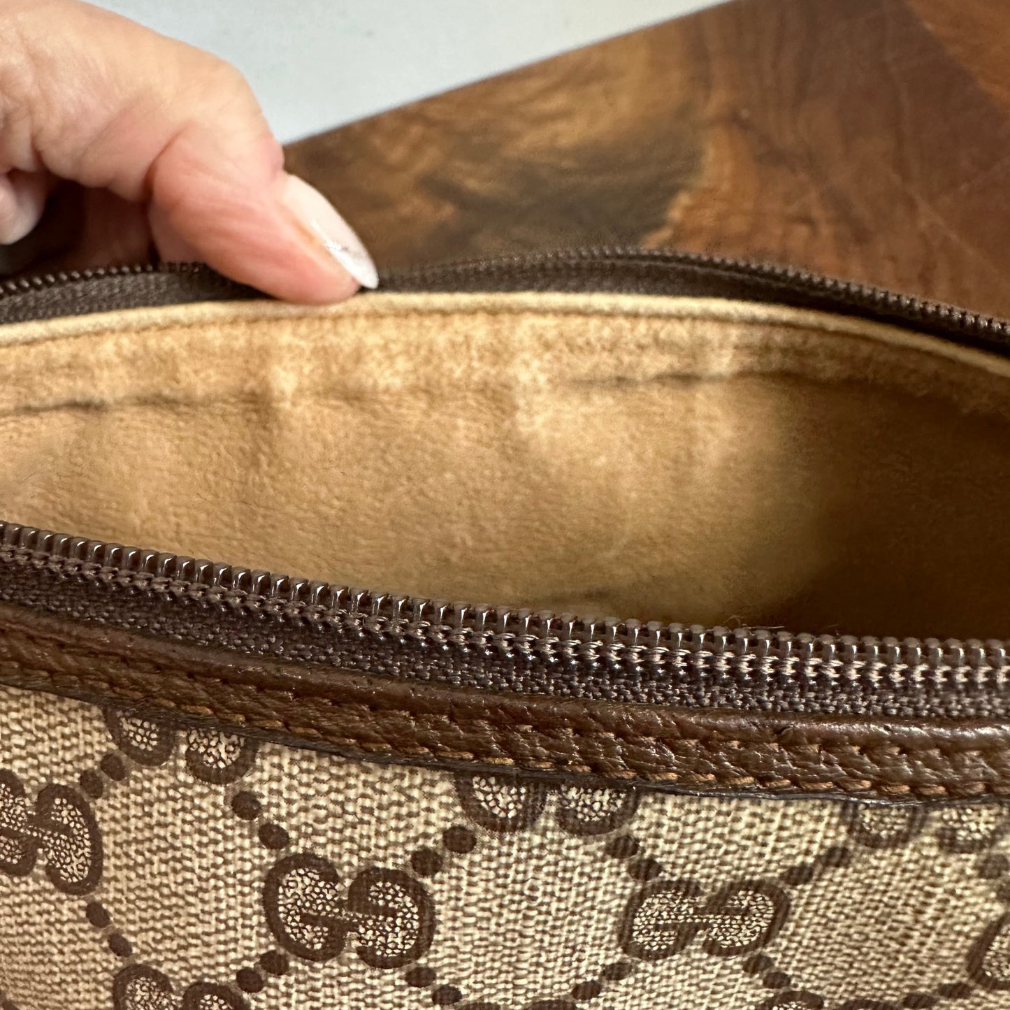 The Junco -Orvis bags Gucci (GG) Crossbody Bag