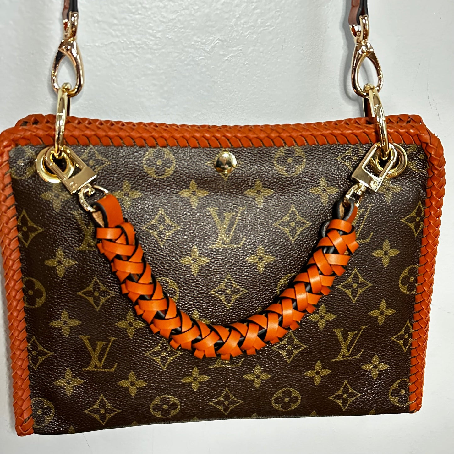 The Swan Crossbody -Orvis bags LV Monogram in Whiskey