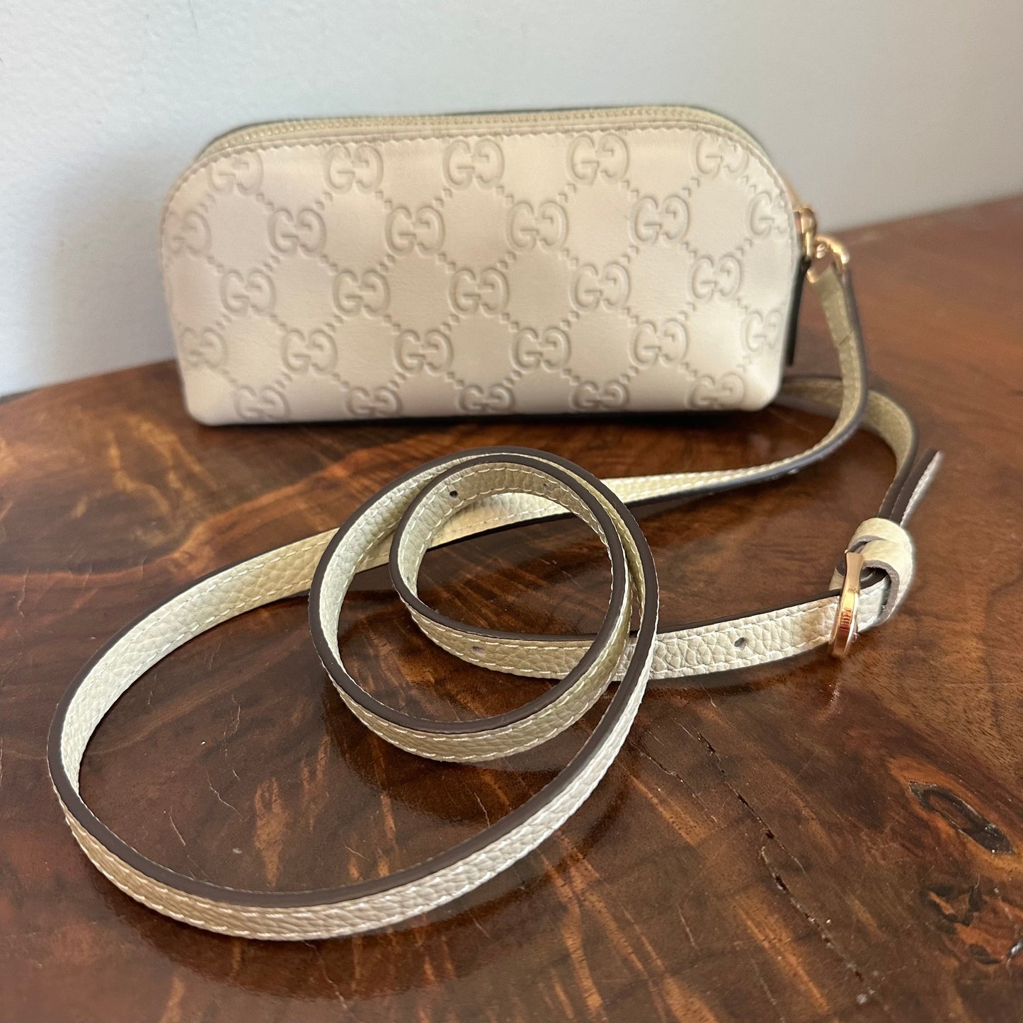 The Junco Crossbody -Orvis bags Guccisima Gucci in Light Taupe