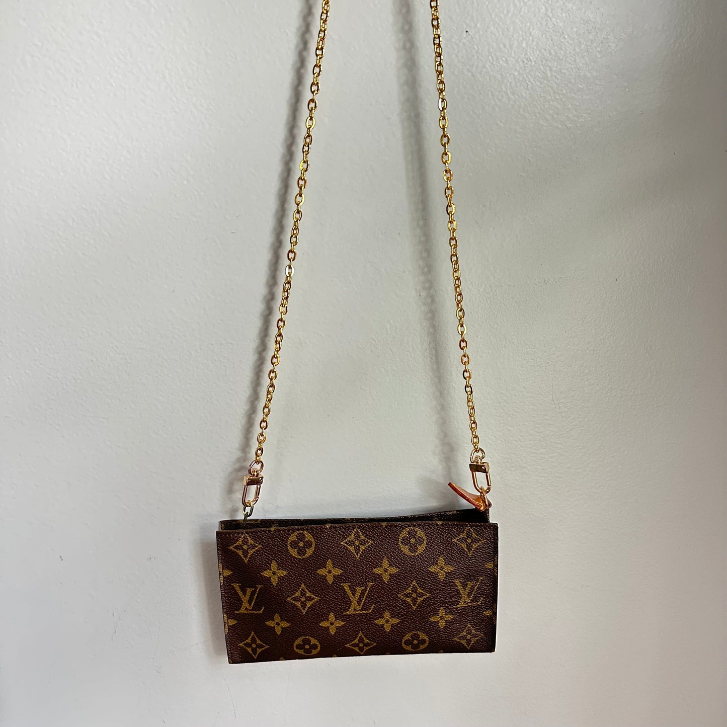 The Junco Crossbody -Orvis bags LV Monogram