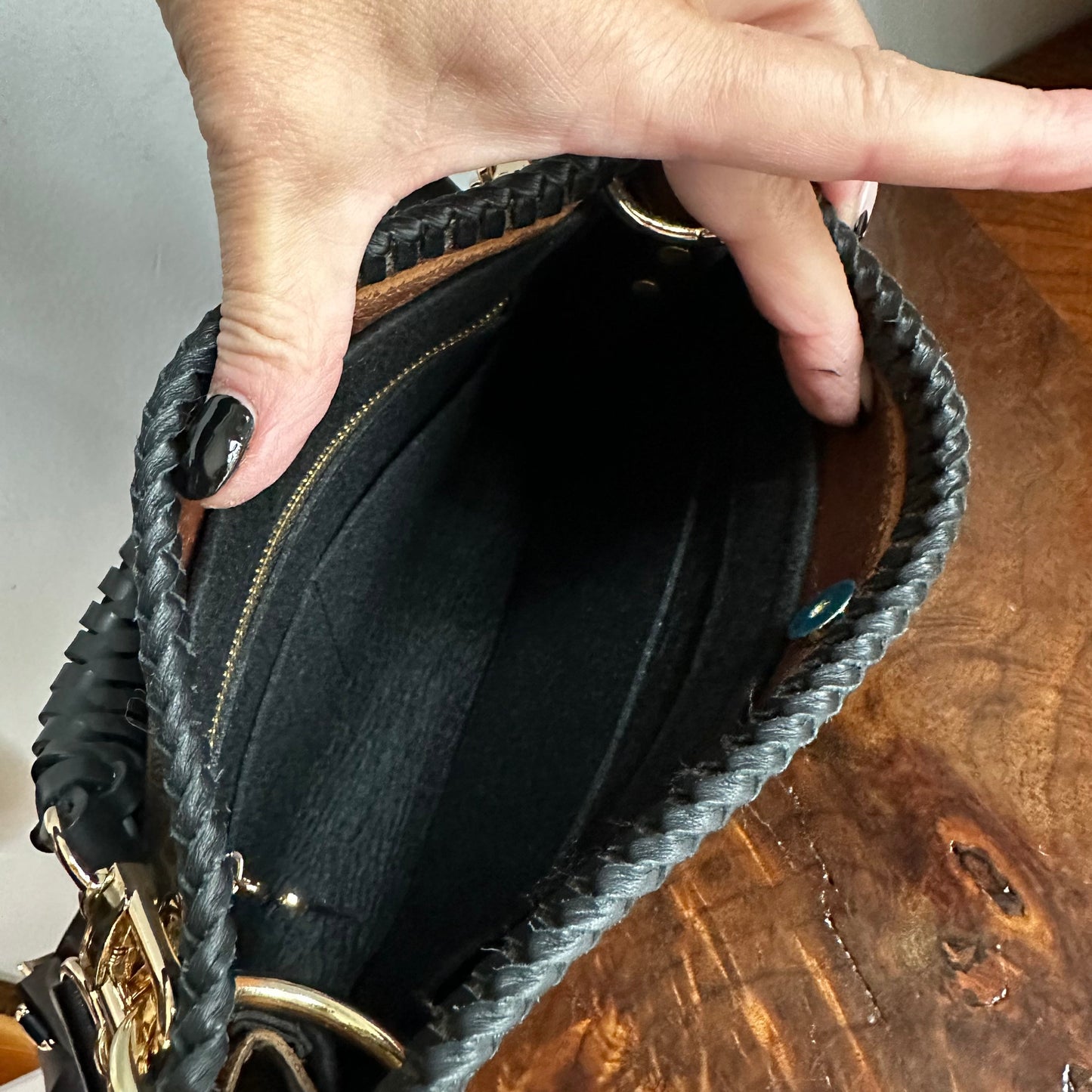 The Swan Crossbody -Orvis bags Monogram in Black