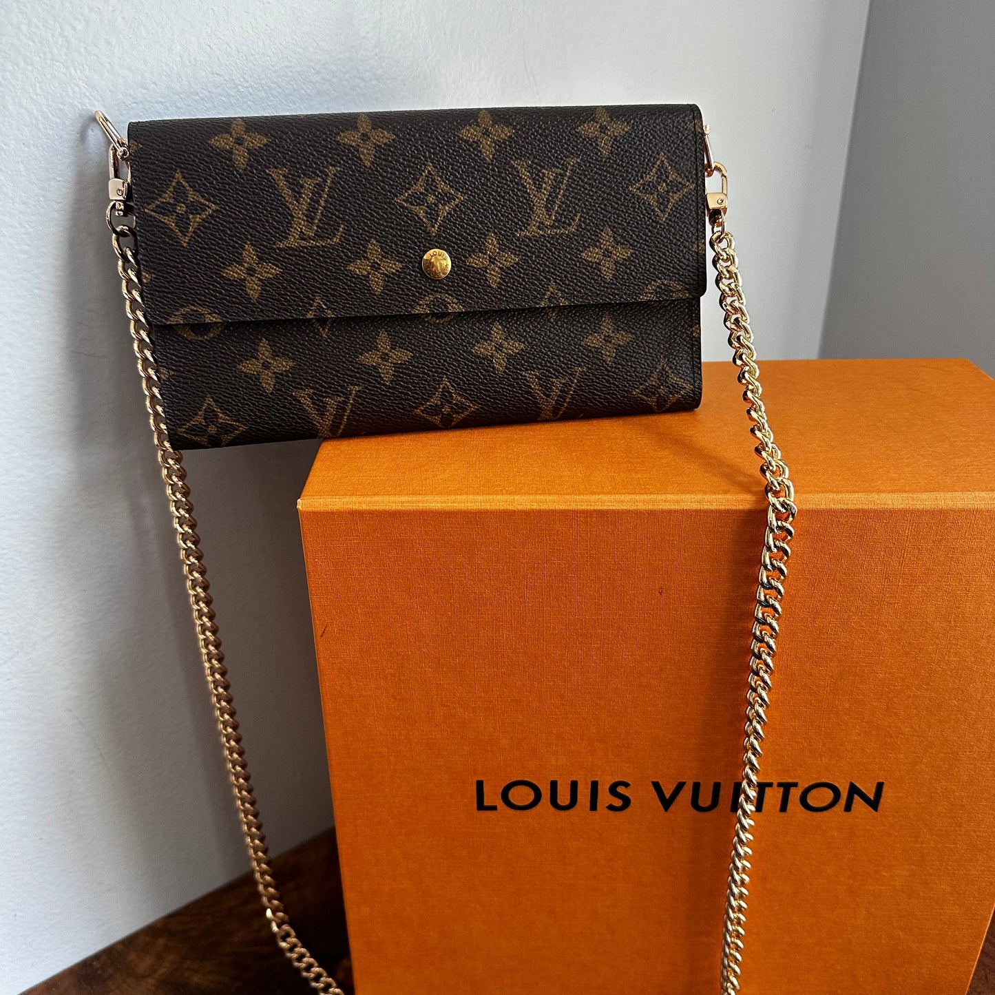 The Junco Wallet Crossbody -Orvis bags LV Monogram