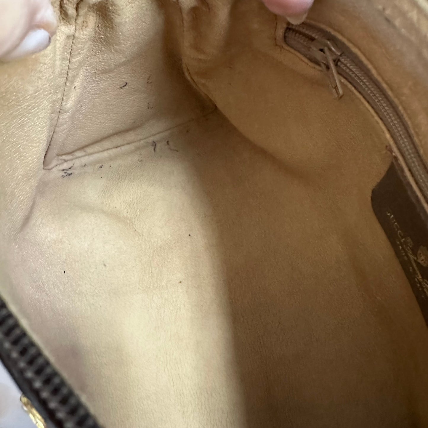 The Junco -Orvis bags Gucci (GG) Crossbody Bag