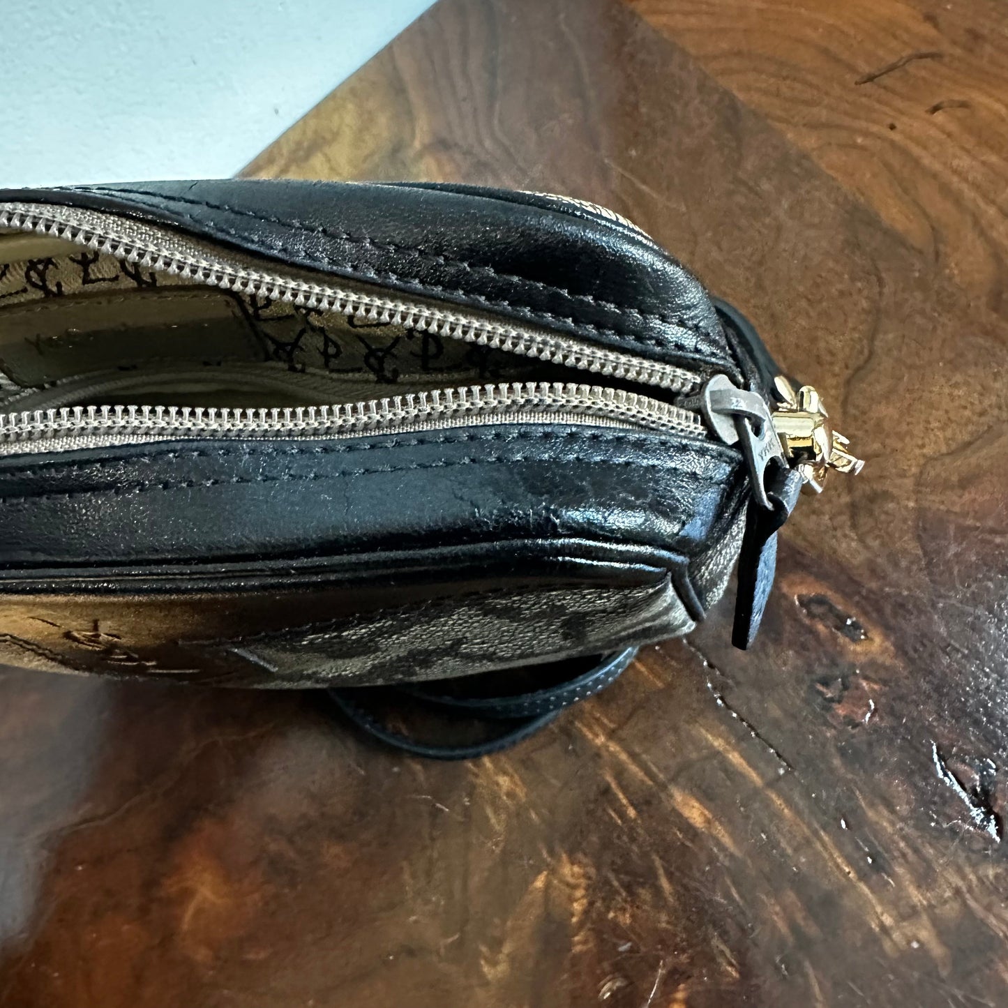 The Junco Crossbody -Orvis bags Yves Saint Laurent (YSL) in Giraffe Print