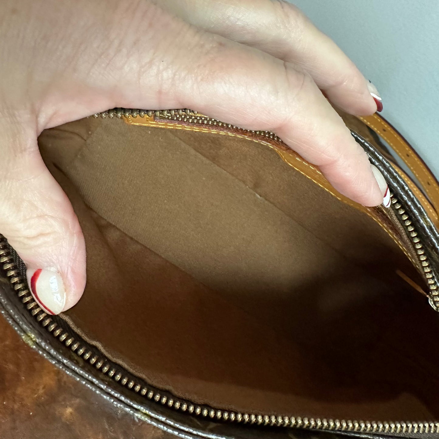The Junco Crossbody -Orvis bags LV Monogram in Vachetta