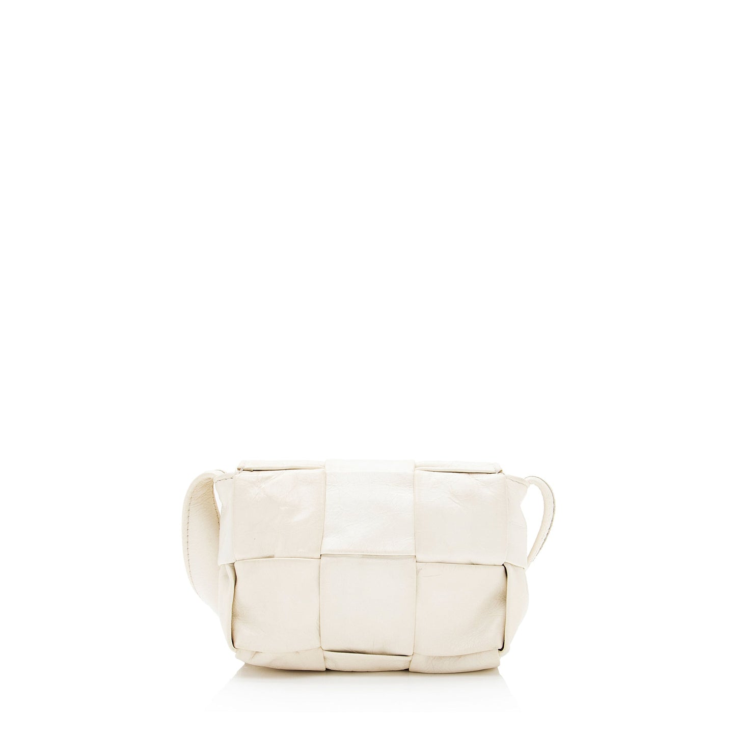 Bottega Veneta Calfskin Candy Cassette Crossbody (SHF-8XUpjP)
