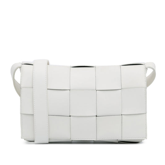 Bottega Veneta Calfskin Intrecciato Cassette Crossbody (SHG-F2bVdG)