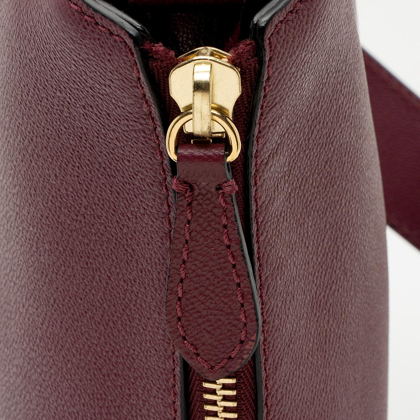 Burberry Calfskin Helmsley Small Crossbody Bag (SHF-Q0gM3b)