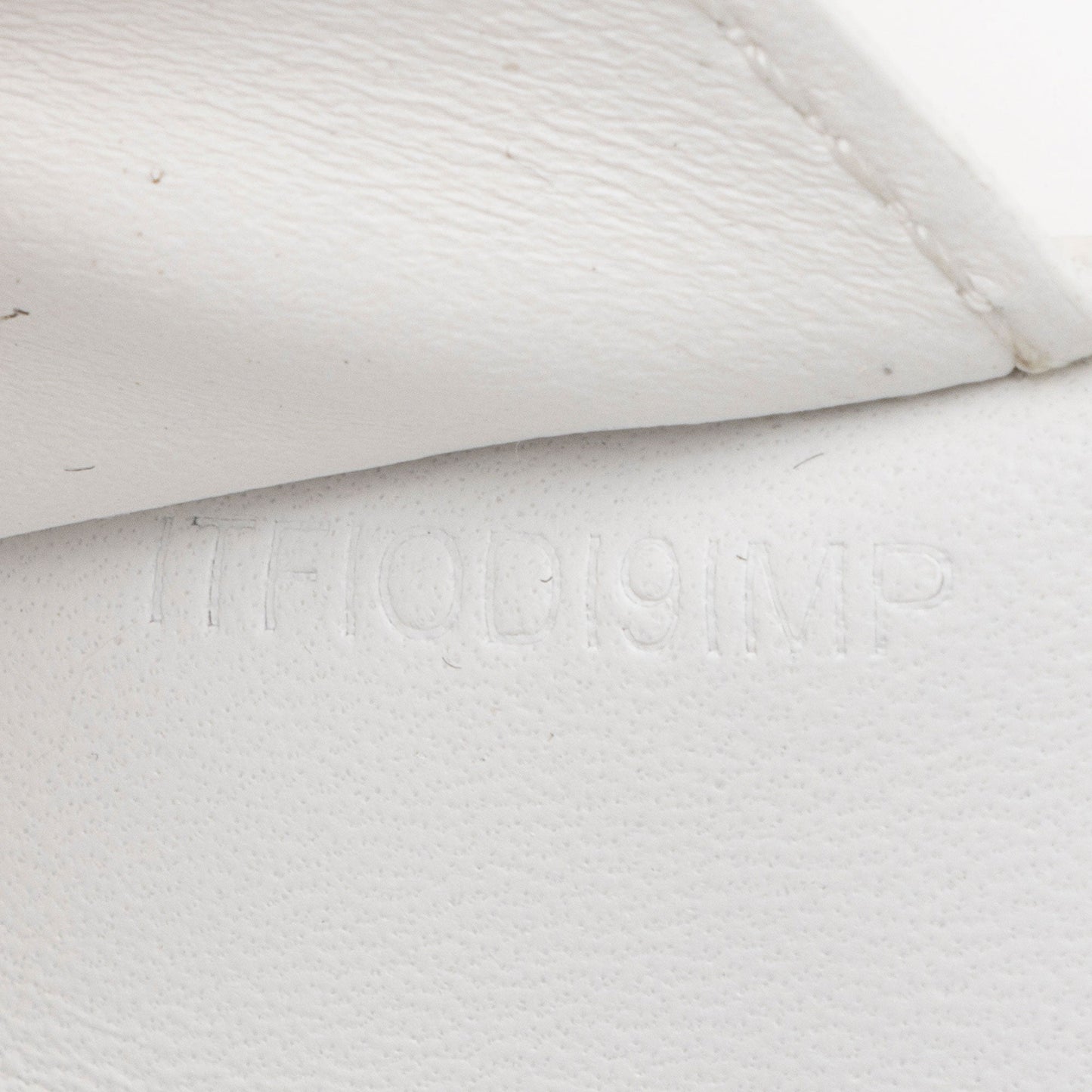Burberry Smooth Calfskin Olympia Micro Crossbody (SHF-efQbqV)