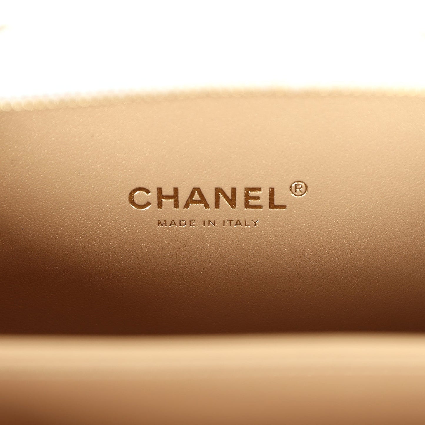 Chanel Golden Plate Vanity Case White Lambskin Gold Hardware