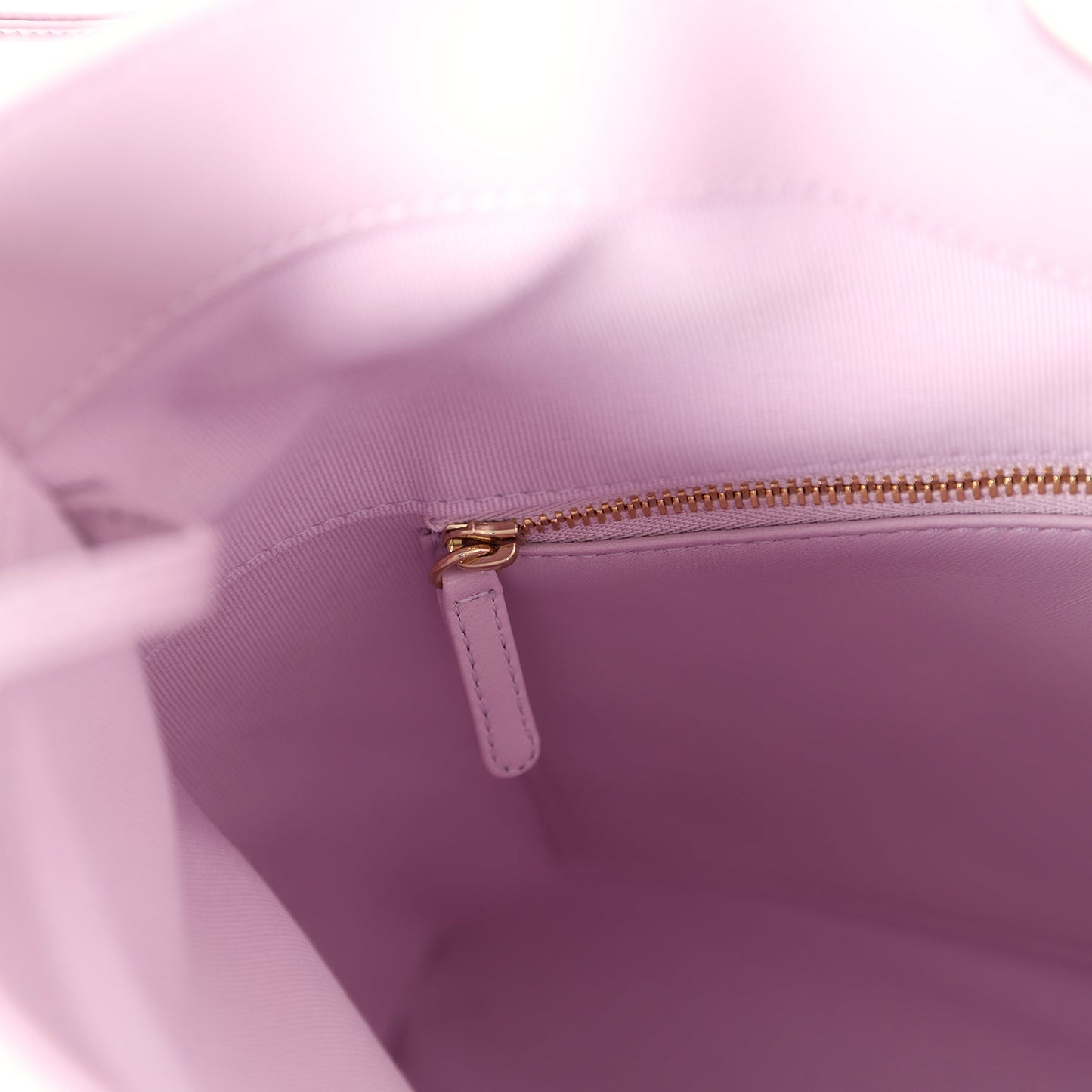 Chanel Large 31 Shopper Light Purple Shiny Lambskin Light Gold Hardware
