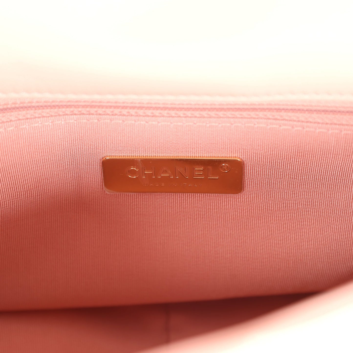 Chanel Medium 19 Flap Bag Pink Lambskin Mixed Metal Hardware