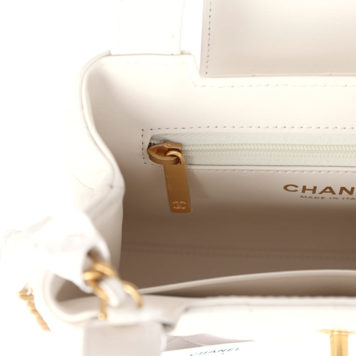 Chanel Small Kelly Shopper White Shiny Aged Calfskin Brushed Gold Hardware