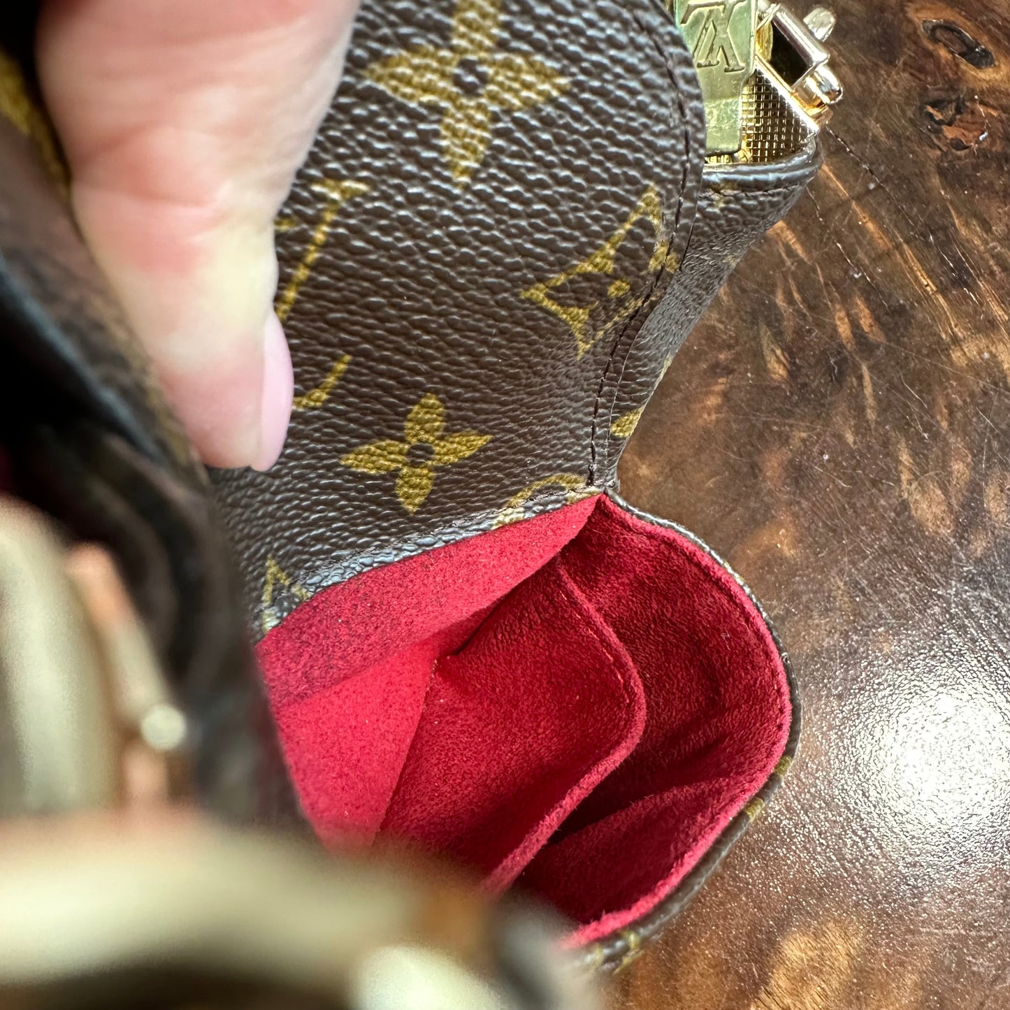 The Junco Crossbody -Orvis bags LV Monogram in Vachetta