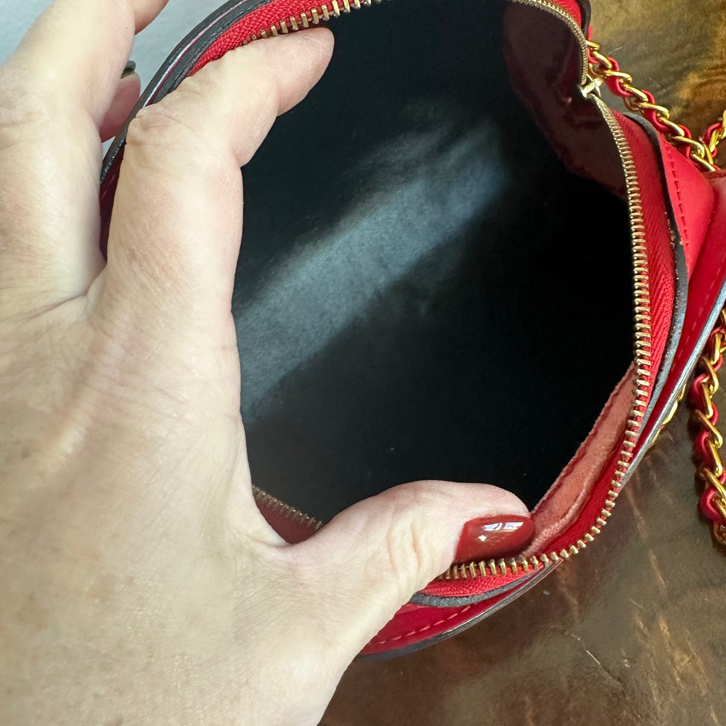 The Kinglet Crossbody Bag -Orvis bags LV Epi in Red