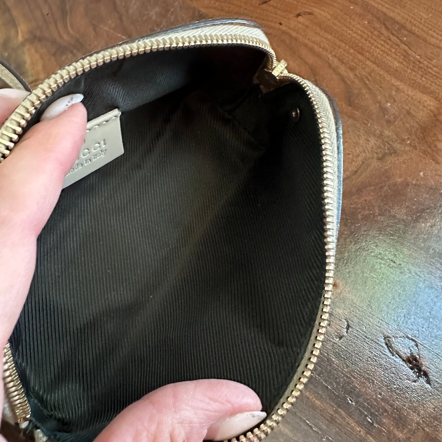 The Junco Crossbody -Orvis bags Guccisima Gucci in Light Taupe