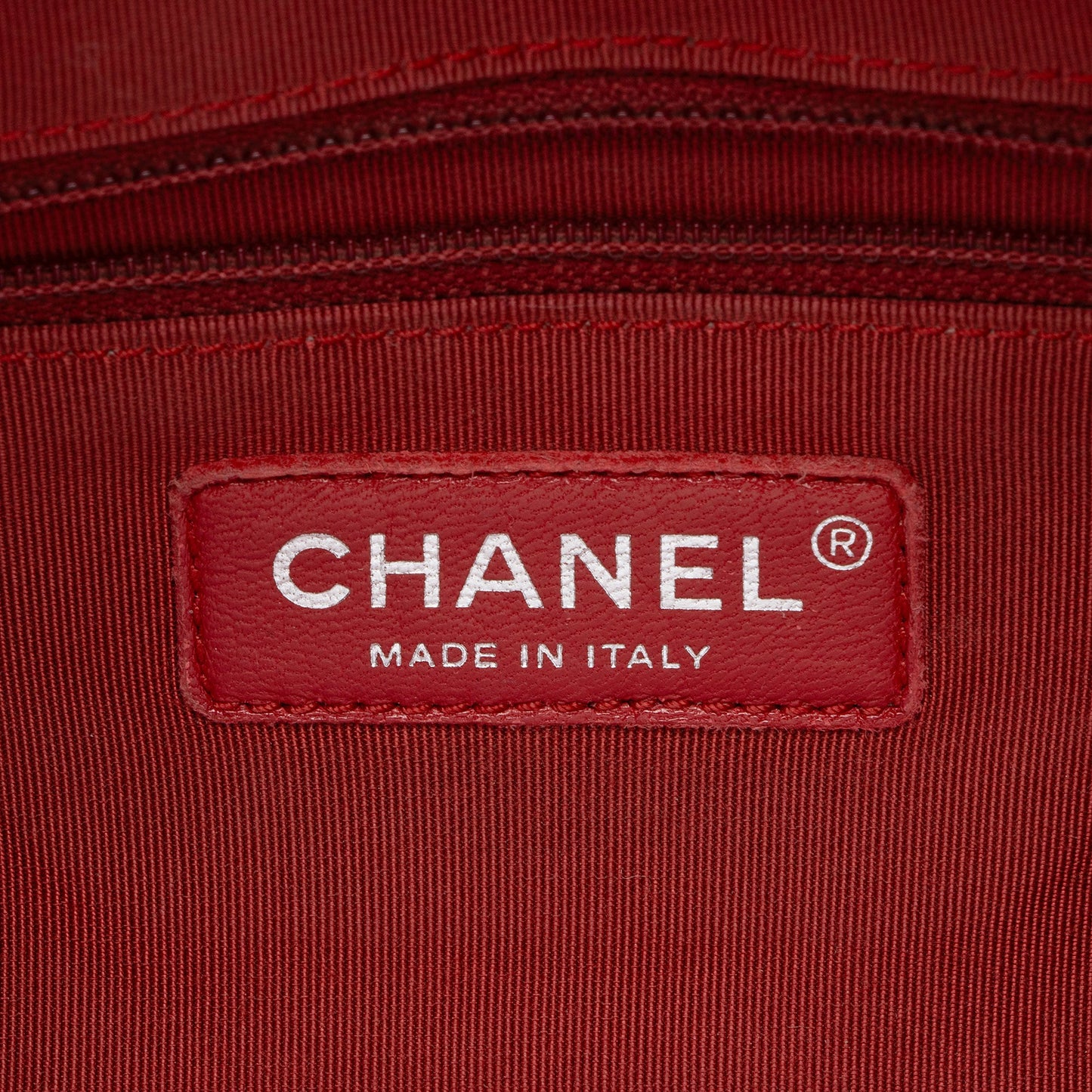 Chanel Aged Calfskin Gabrielle Medium Hobo (SHF-xfghPP)