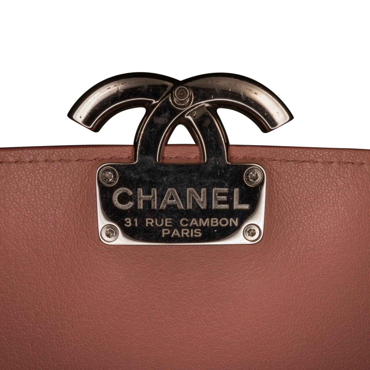 Chanel CC Calfskin Box Flap Bag (SHG-GGzEwT)