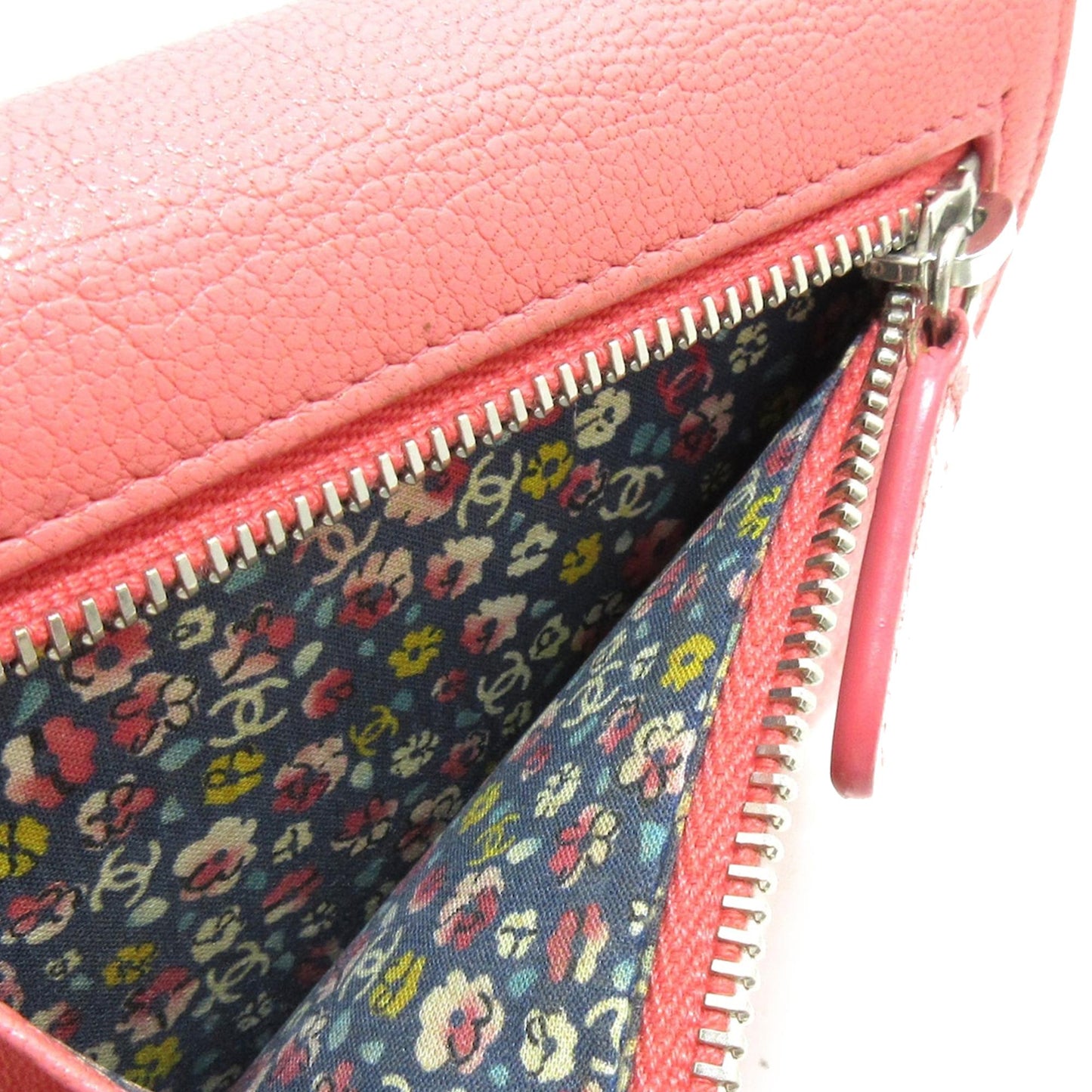 Chanel CC Lucky Clover Calfskin Small Wallet (SHG-kFLM7a)