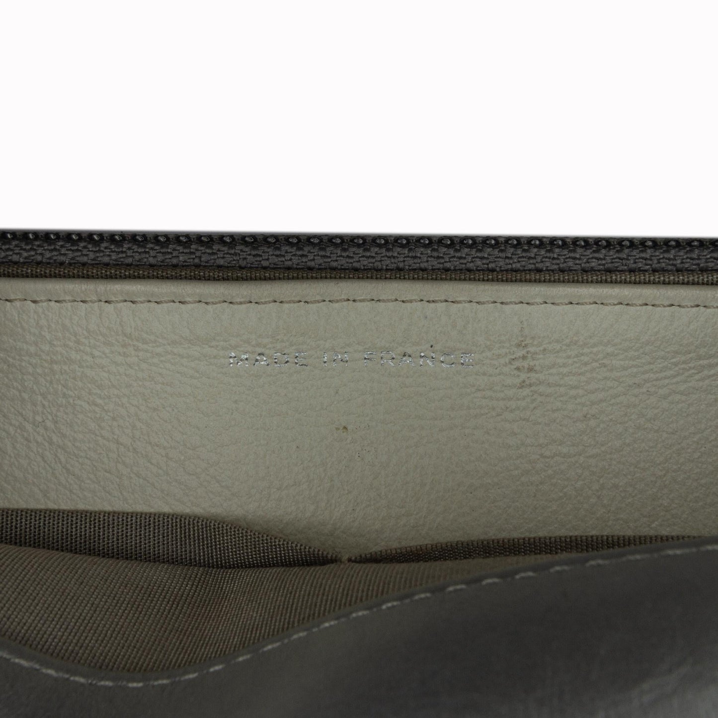 Chanel CC Quilted Aged Calfskin Wallet On Chain (SHG-x0Wgqd)