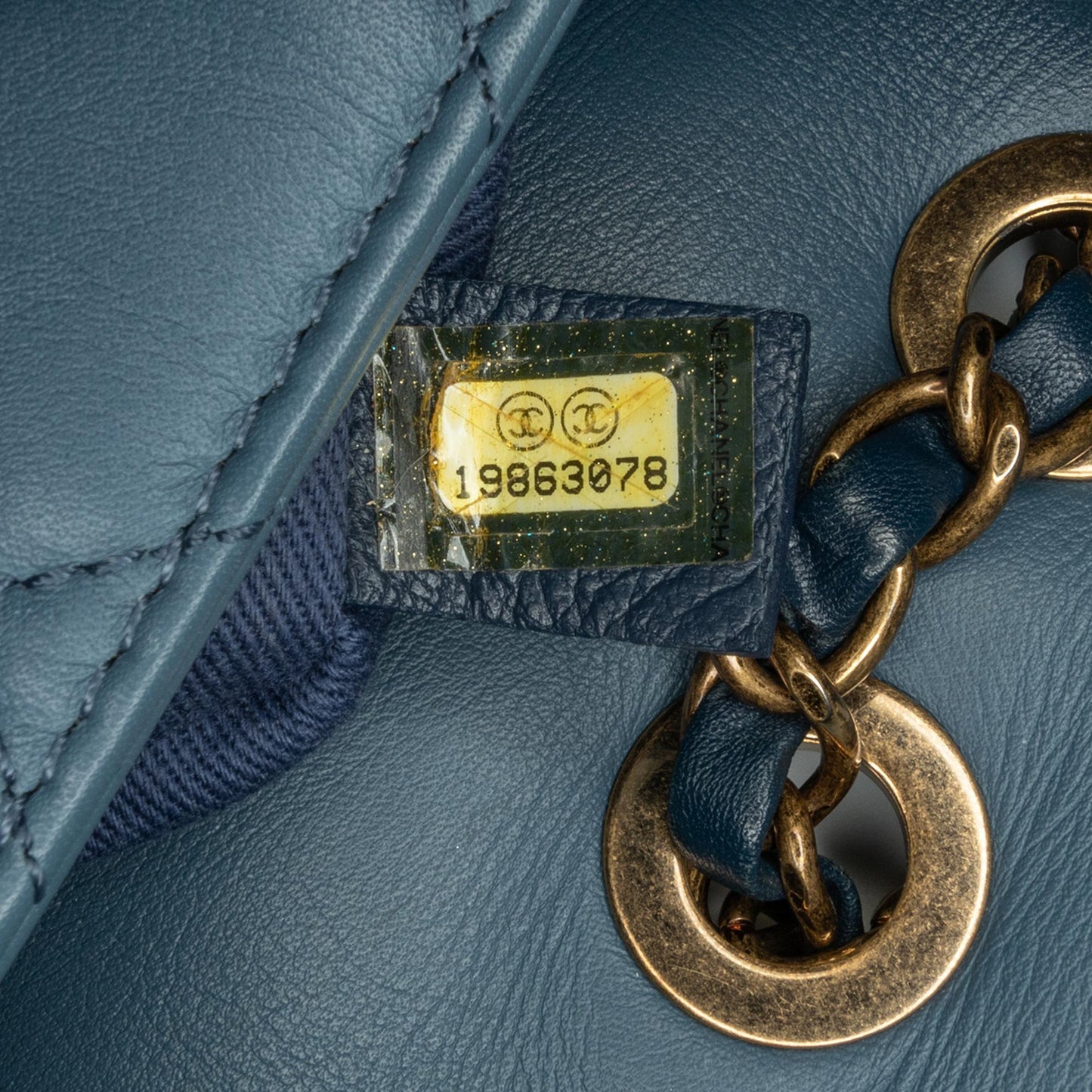 Chanel CC Quilted Calfskin Ombre Flap (SHG-mJHtHE)