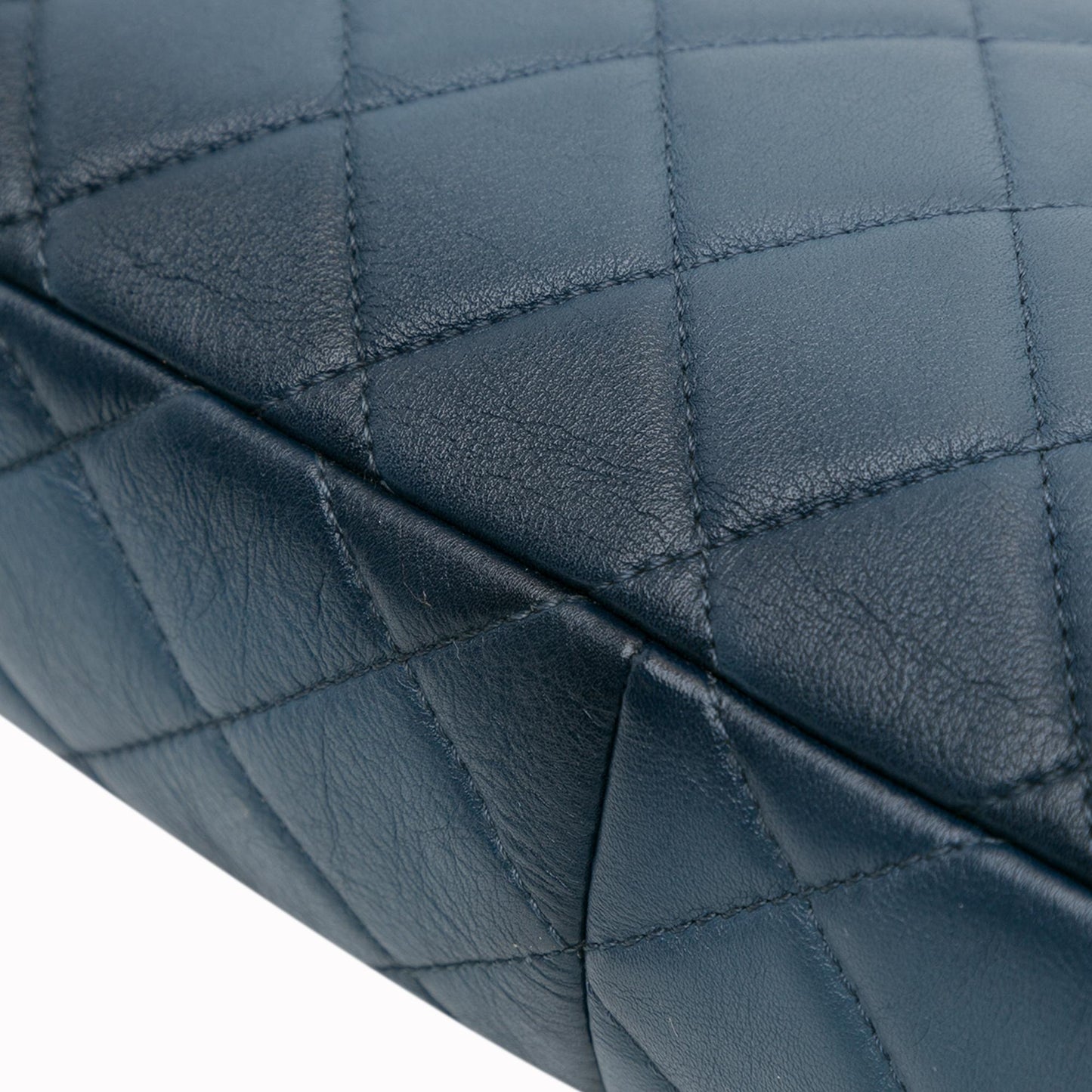 Chanel CC Quilted Calfskin Ombre Flap (SHG-mJHtHE)