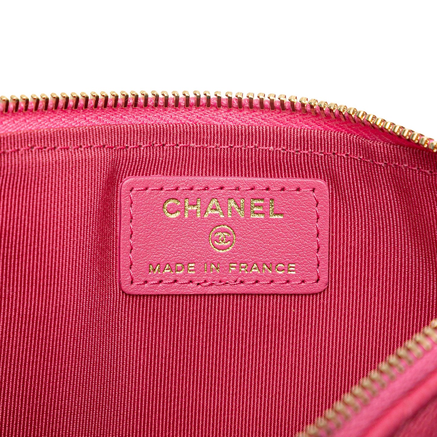 Chanel CC Quilted Caviar Flat Phone Case Wallet Pouch