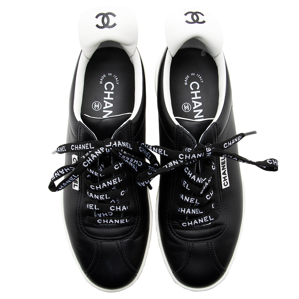Chanel Calfskin Classic Sneakers - Size 7 / 37 (SHF-19557)