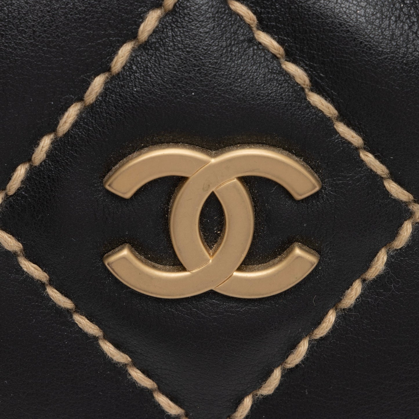 Chanel Calfskin Surpique Satchel (SHF-O6gojx)