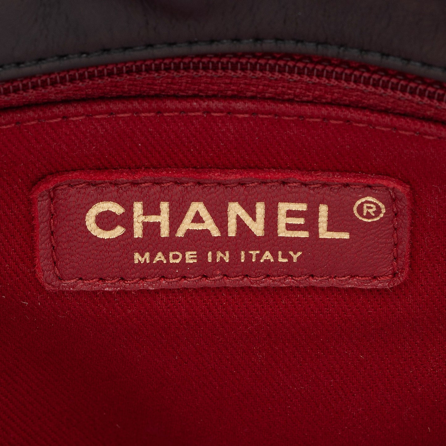 Chanel Chevron Calfskin Coco Top Handle Medium Flap Bag (SHF-ZMgzVP)